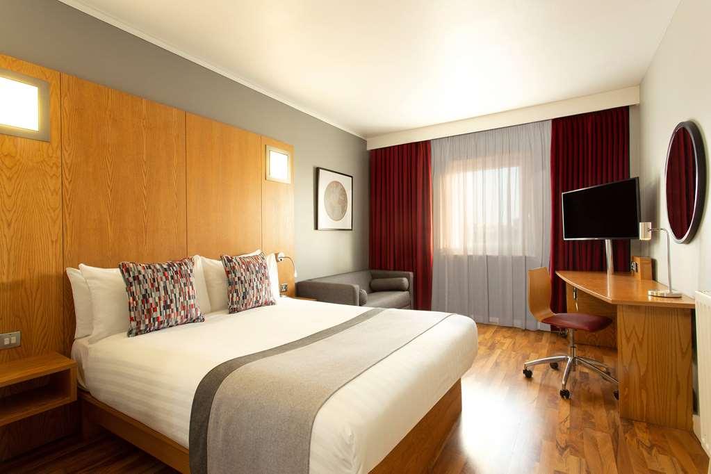 Hotel Ramada By Wyndham Belfast Zimmer foto